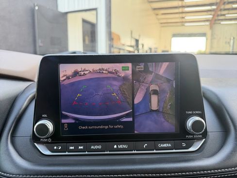 Used 2021 Nissan Rogue SV w/ Premium Package FWD image 49