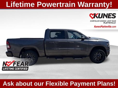 Used 2022 RAM 1500 Big Horn AWD/4WD image 3