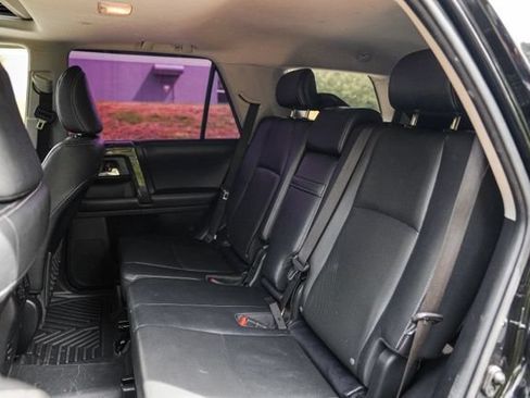 Used 2018 Toyota 4Runner Limited AWD/4WD image 40