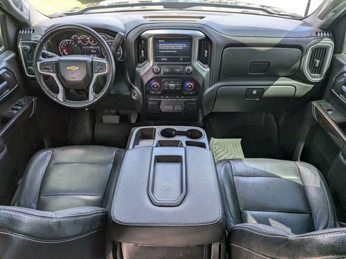 Used 2022 Chevrolet Silverado 1500 LT AWD/4WD image 14
