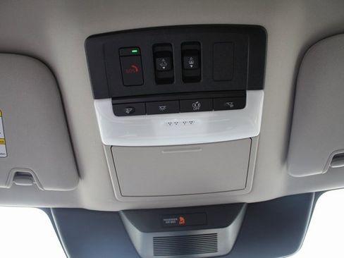 New 2025 Nissan Pathfinder Platinum w/ Lighting Package (N92) image 16