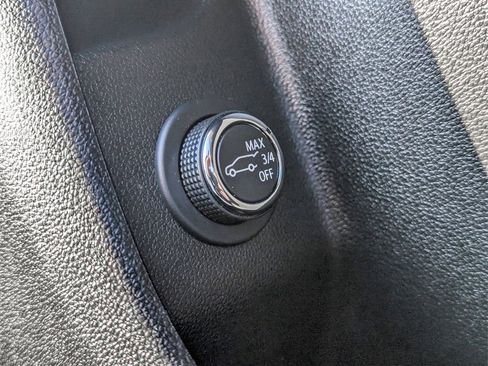 Used 2021 Cadillac XT4 Sport w/ Cold Weather Package image 33