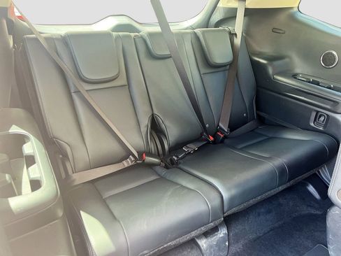 Used 2024 Subaru Ascent Touring AWD/4WD image 29