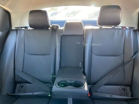 Used 2023 Toyota Prius Prime Premium image 12