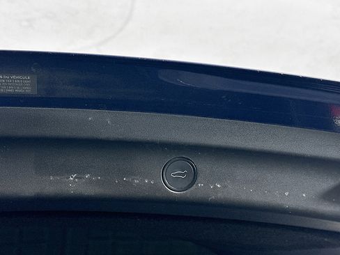 Used 2021 Tesla Model Y 2WD image 31