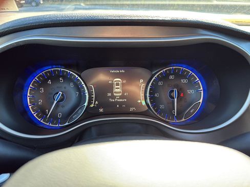 New 2026 Chrysler Pacifica Select w/ S Appearance Package image 18