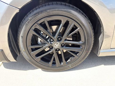 Used 2025 Toyota Camry SE FWD image 33