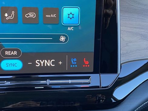 New 2026 Volkswagen Atlas SE AWD/4WD image 31