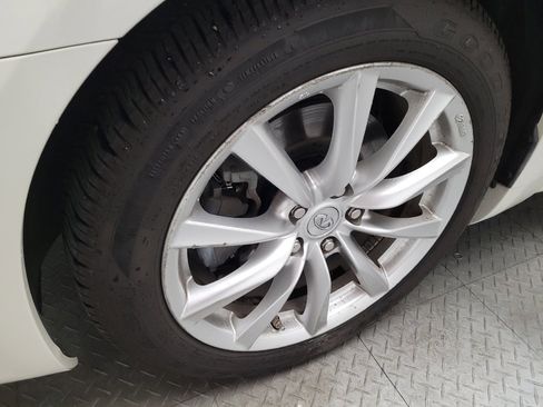 Used 2015 INFINITI Q60 Coupe image 31