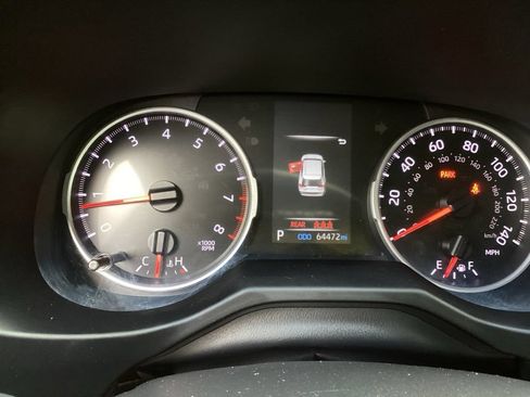 Used 2021 Toyota RAV4 LE AWD/4WD image 11
