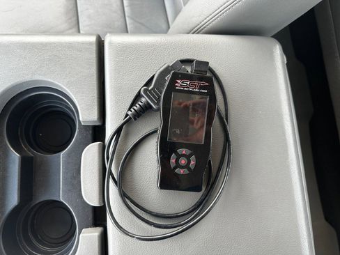 Used 2003 Ford F250 XL image 17