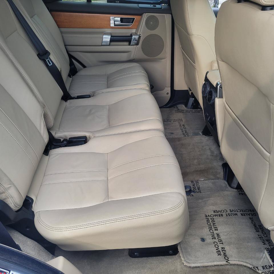 Used 2013 Land Rover LR4 HSE w/ HSE Pkg AWD/4WD image 29