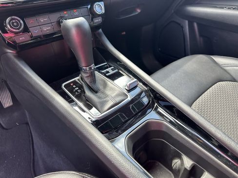 Used 2025 Jeep Compass Latitude w/ Altitude Special Edition image 14