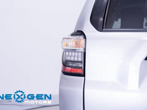 Used 2019 Toyota 4Runner TRD Off-Road Premium image 52