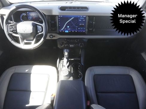 Used 2022 Ford Bronco Wildtrak AWD/4WD image 9