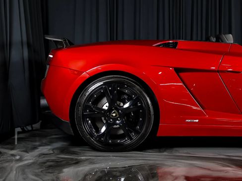 Used 2011 Lamborghini Gallardo LP 560-4 AWD/4WD image 3