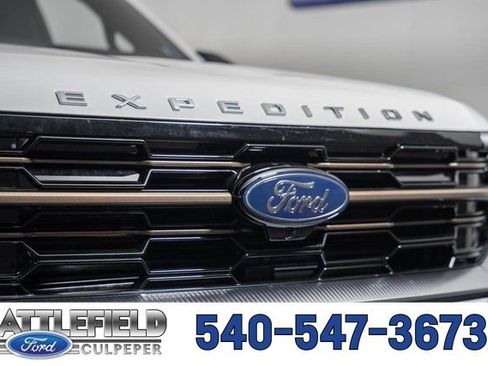 New 2026 Ford Expedition King Ranch image 15