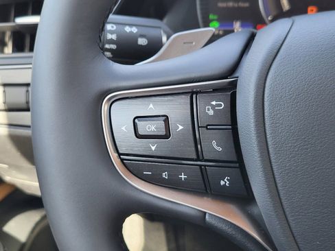 New 2025 Lexus ES 300h w/ Premium Package image 35