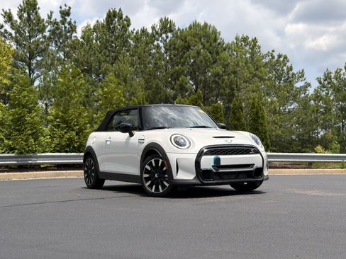Used 2024 MINI Cooper S w/ Seaside Edition FWD image 2