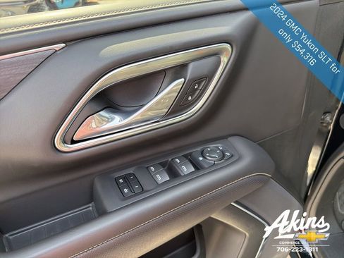 Used 2024 GMC Yukon SLT image 16