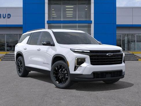 New 2026 Chevrolet Traverse LT image 7