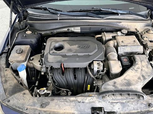 Used 2020 Kia Optima LX image 12