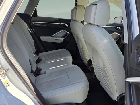 Used 2025 Audi Q3 2.0T Premium Plus w/ Premium Plus Package image 19