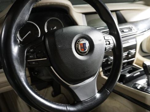 Used 2012 BMW 750Li xDrive image 16