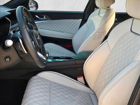 Used 2025 Genesis G70 3.3T Advanced w/ Sport Prestige Package image 18