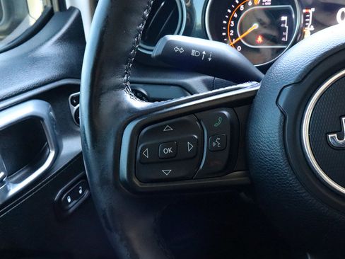 Used 2020 Jeep Wrangler Unlimited Sport AWD/4WD image 29