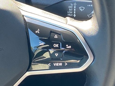 Certified 2024 Volkswagen ID.4 2WD image 6