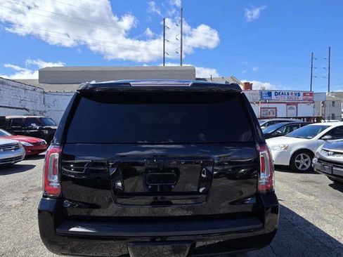 Used 2016 GMC Yukon SLT w/ Open Road Package image 5