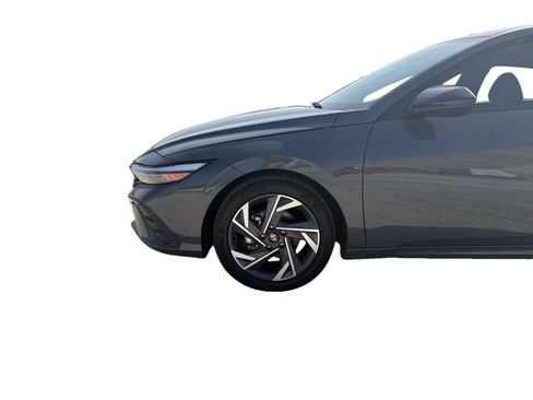 Used 2025 Hyundai Elantra Sport FWD image 10