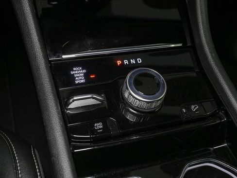 Used 2022 Jeep Grand Cherokee Limited 4xe image 33