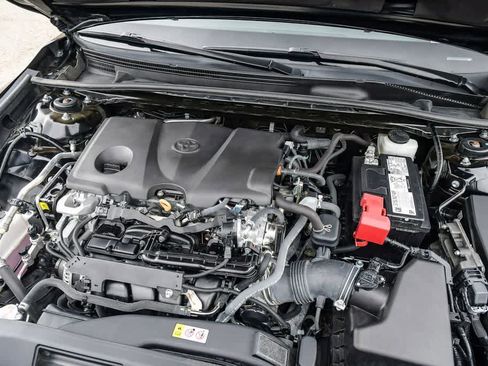 Used 2023 Toyota Camry XSE image 28