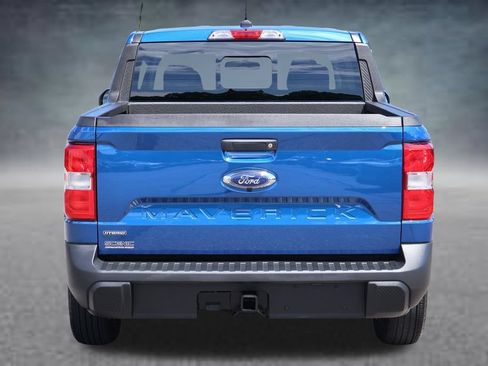 Used 2023 Ford Maverick Lariat w/ Lariat Luxury Package FWD image 24