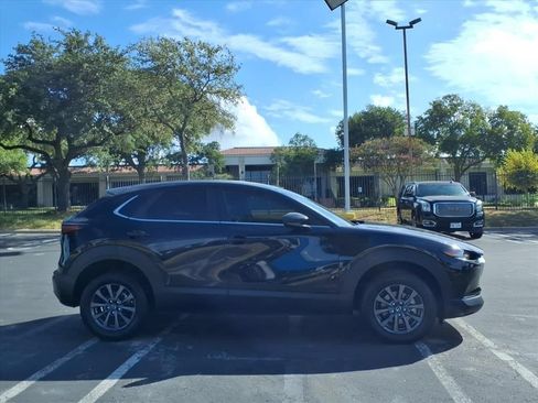 Used 2025 MAZDA CX-30 AWD 2.5 S image 3