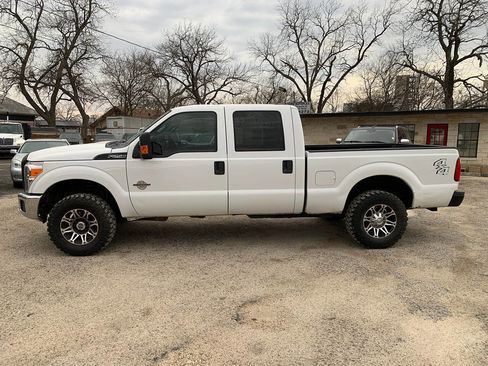 Used 2015 Ford F250 XL w/ Power Equipment Group image 2