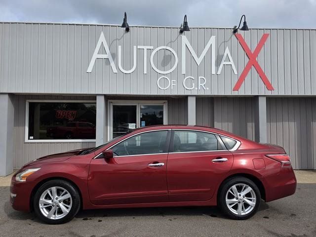 Used 2014 Nissan Altima 2.5 SV FWD image 1