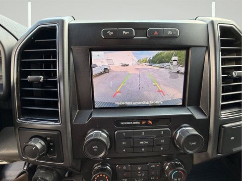 Used 2019 Ford F150 XLT w/ Equipment Group 302A Luxury AWD/4WD image 27