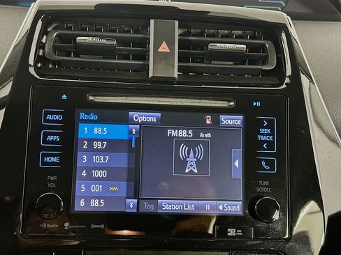 Used 2017 Toyota Prius Prime Plus image 19