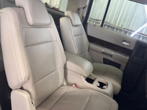 Used 2011 Ford Flex SEL w/ Rapid Spec Order Code FWD image 35