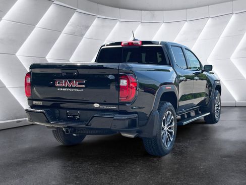 Used 2025 GMC Canyon Denali AWD/4WD image 6