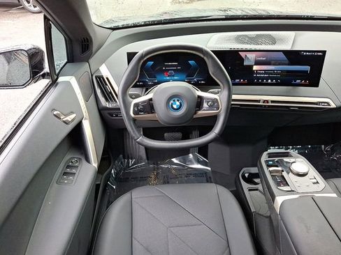 Used 2024 BMW iX xDrive50 image 14