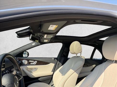 Used 2023 Mercedes-Benz E 350 Sedan image 12