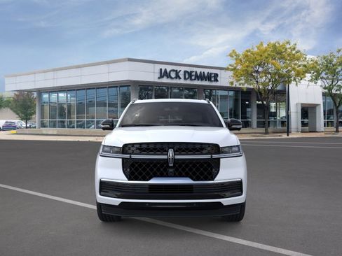 New 2026 Lincoln Navigator Reserve AWD/4WD image 6