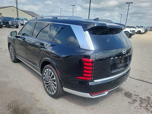Used 2026 Hyundai Palisade Calligraphy image 5