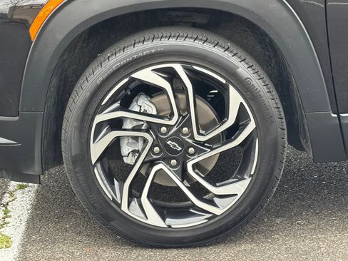 Used 2025 Chevrolet TrailBlazer RS w/ Convenience Package AWD/4WD image 25