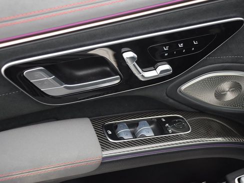 Certified 2024 Mercedes-Benz EQS AMG 4MATIC image 20