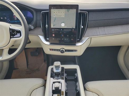 New 2026 Volvo XC90 T8 Ultra image 32